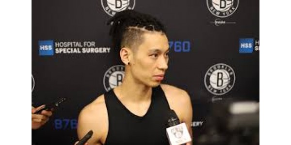 Jeremy Lin è un campione americano NBA asiatico